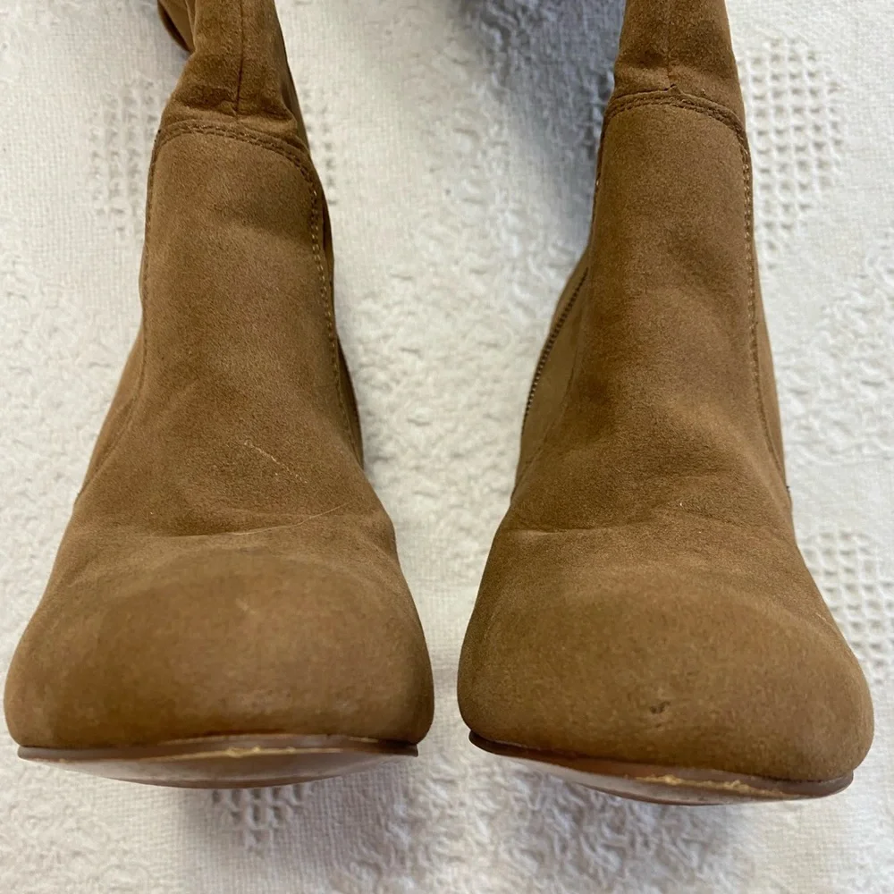 Over the Knee Boots (7.5)